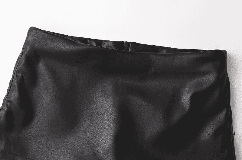 Be Bold in This Low Rise Black Mini Faux Leather Skort - Just The Fly Way