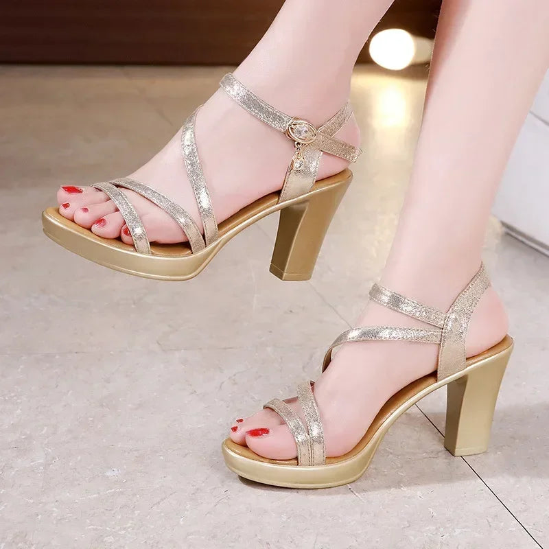 Fashionable, Bold and Beautiful Dress8cm 10cm Small Size 32-43 Elegant Soft Leather Sandals Platform Shoes 2025 Bandage Block High Heels Gladiator Sandals Model