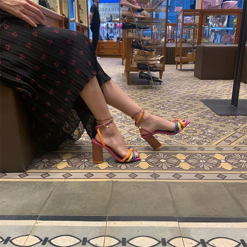 Fashionable, Bold and Beautiful DressBrazil Fashion Luxury Twist Woven Sandals Color Blocking Designer Brand Women's Shoes Thick with High Heel Sandals Female Casual
