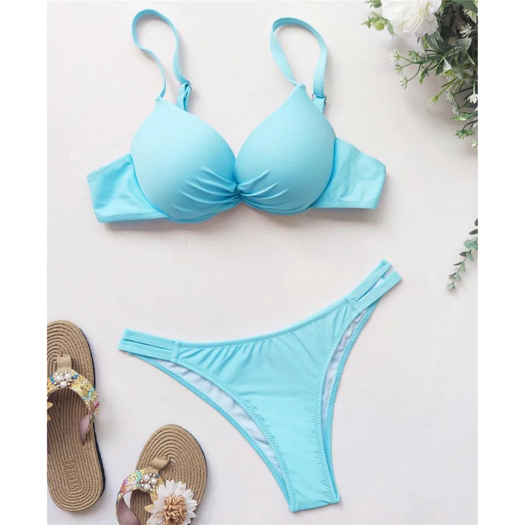 Chic Underwired Bikini Set with Brazilian Cut Bottom - Just The Fly Way