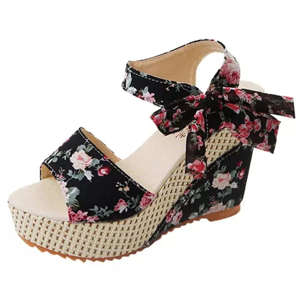 Fashionable, Bold and Beautiful DressSummer New Fashion Slope Heel Fish Mouth Women's Sandals Party Lace Lace Strap Waterproof Platform Thick soled High Heels