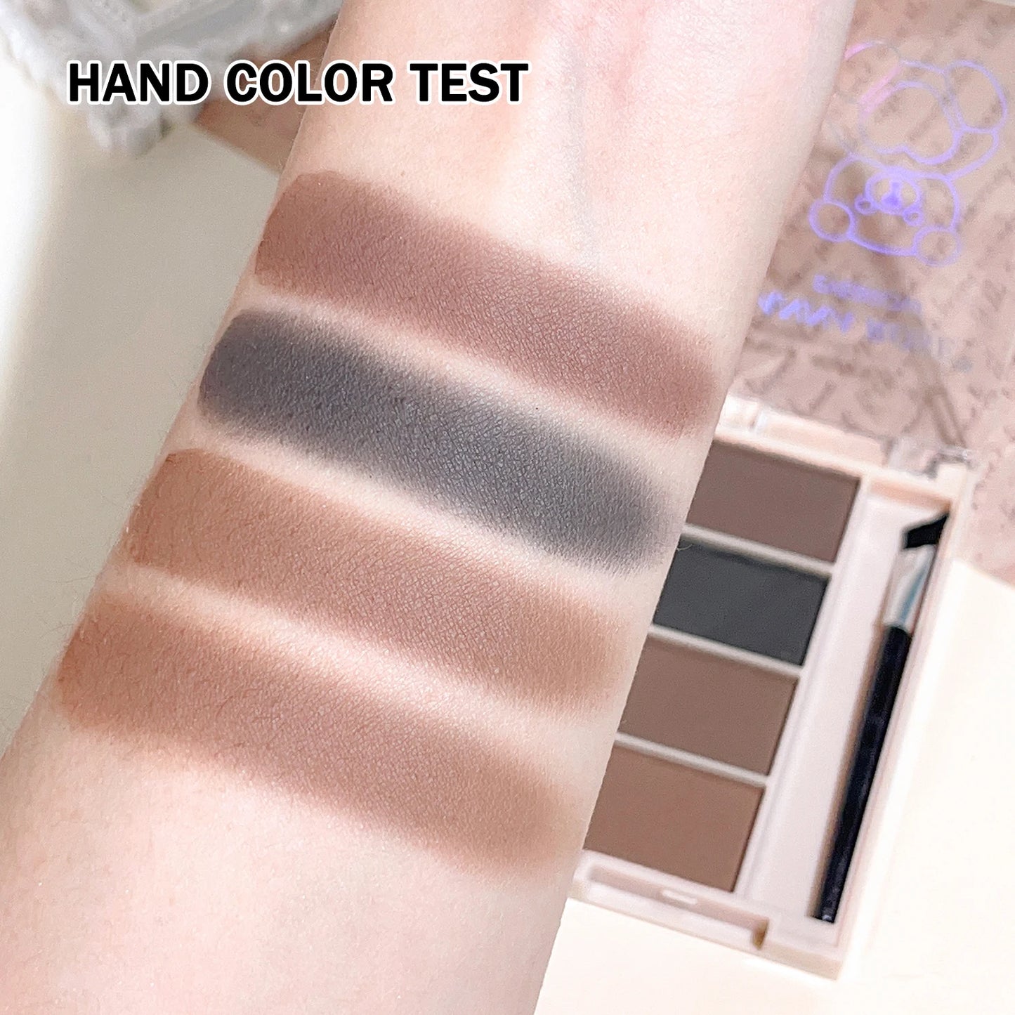 Fashionable, Bold and Beautiful DressA set of 4-color eyebrow powder trays with brushes in gray and brown matte tones for long-lasting color rendering, filling and s