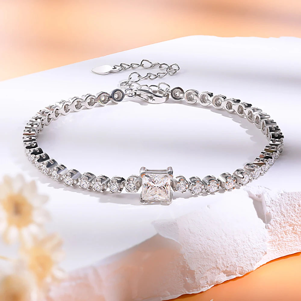 LinkerLove 925 Sterling Silver Moissanite Tennis Bracelet for Women - Dazzle Her with 1ct Princess Cut Sparkle - Just The Fly Way