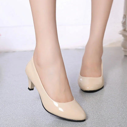 Fashionable, Bold and Beautiful DressWomen Pumps Nude Shallow Mouth Women Shoes New Fashion Office Work Wedding Party Shoes Ladies Low Heel Shoes Summer Heels Woeman