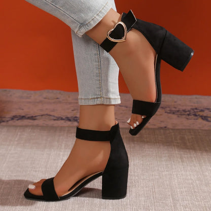 Fashionable, Bold and Beautiful DressWomen Sandals New Summer Fashion Sandals Medium High Heels Outdoor Elegant Wedding Shoes Bridal Plus Size Buckle Strap Sandals
