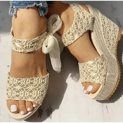 Fashionable, Bold and Beautiful DressSummer New Fashion Slope Heel Fish Mouth Women's Sandals Party Lace Lace Strap Waterproof Platform Thick soled High Heels