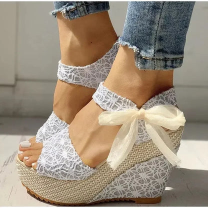Fashionable, Bold and Beautiful DressSummer New Fashion Slope Heel Fish Mouth Women's Sandals Party Lace Lace Strap Waterproof Platform Thick soled High Heels